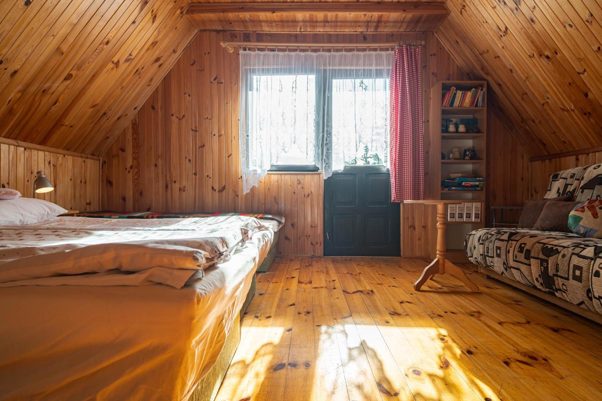 Domek Nad Jeziorem Kretowiny Bagian luar foto