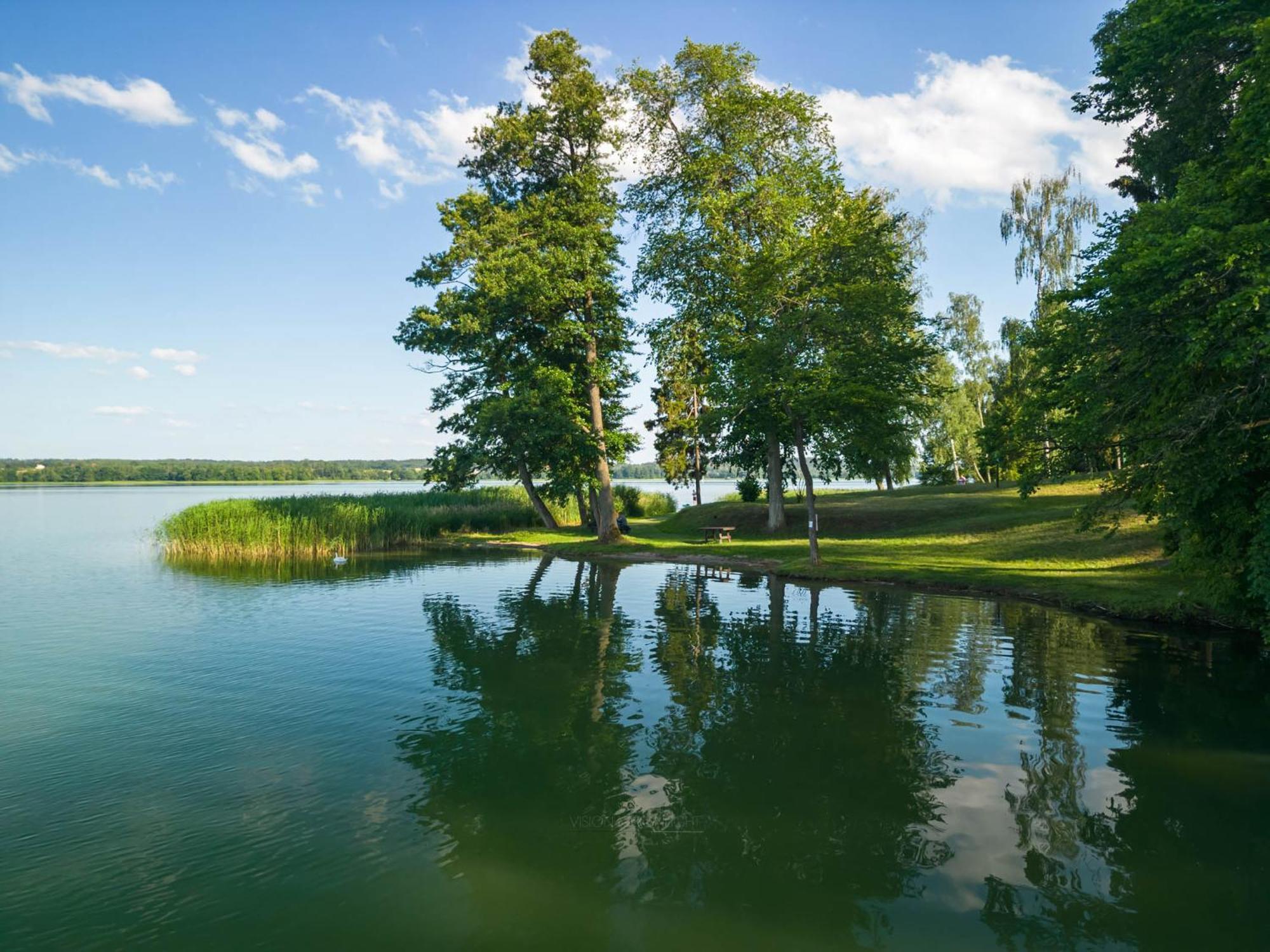 Domek Nad Jeziorem Kretowiny Bagian luar foto