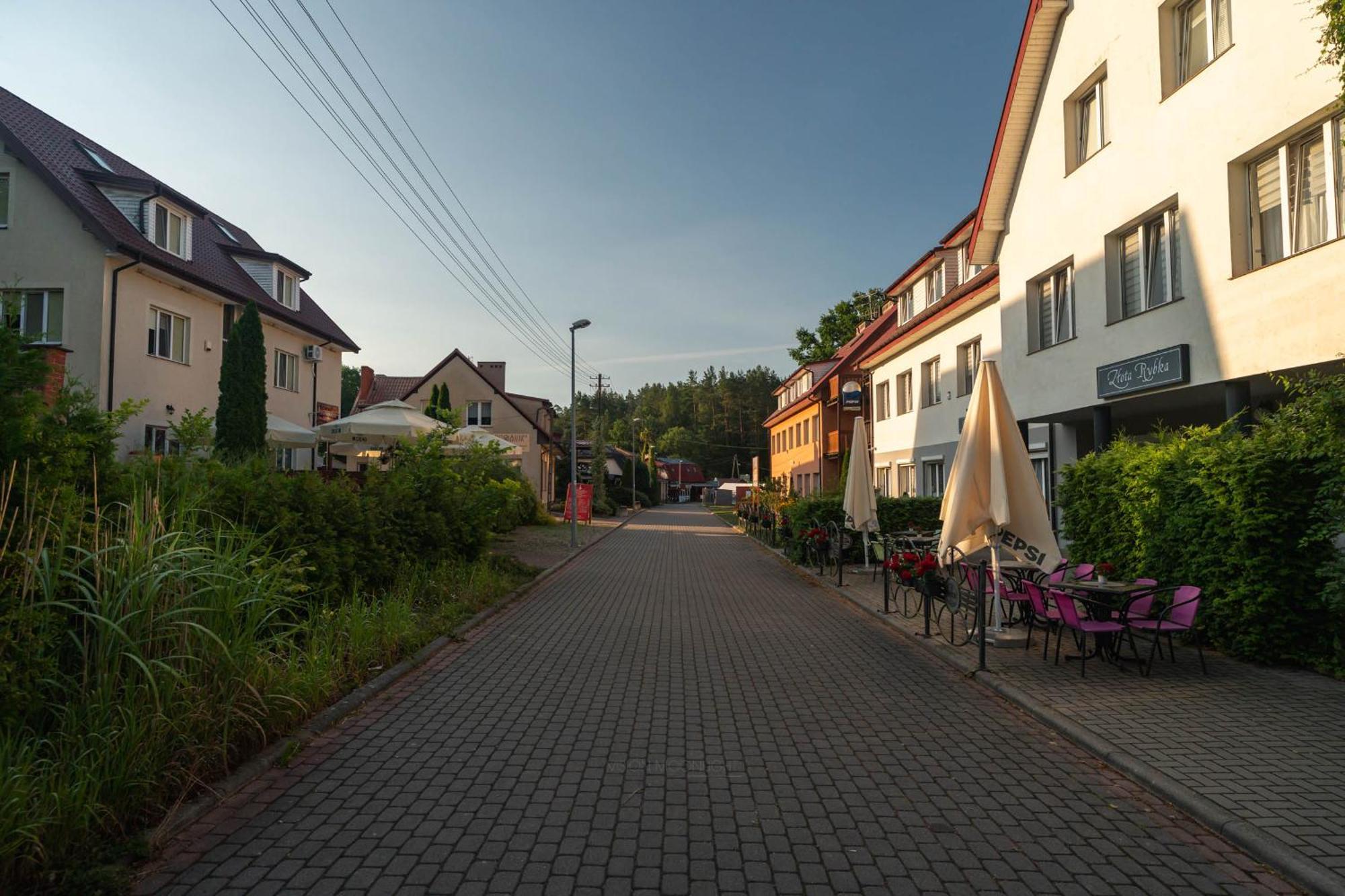 Domek Nad Jeziorem Kretowiny Bagian luar foto