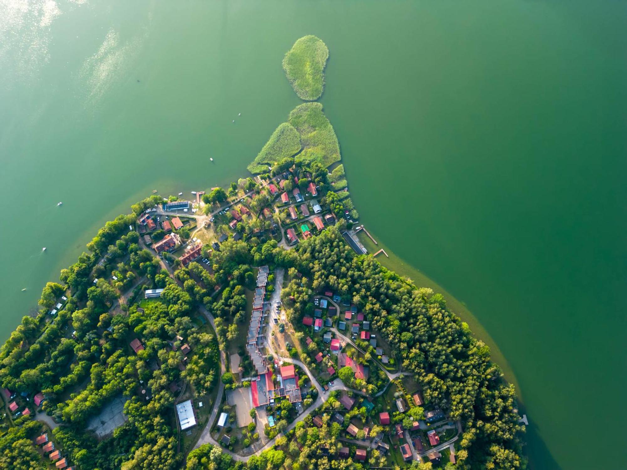 Domek Nad Jeziorem Kretowiny Bagian luar foto