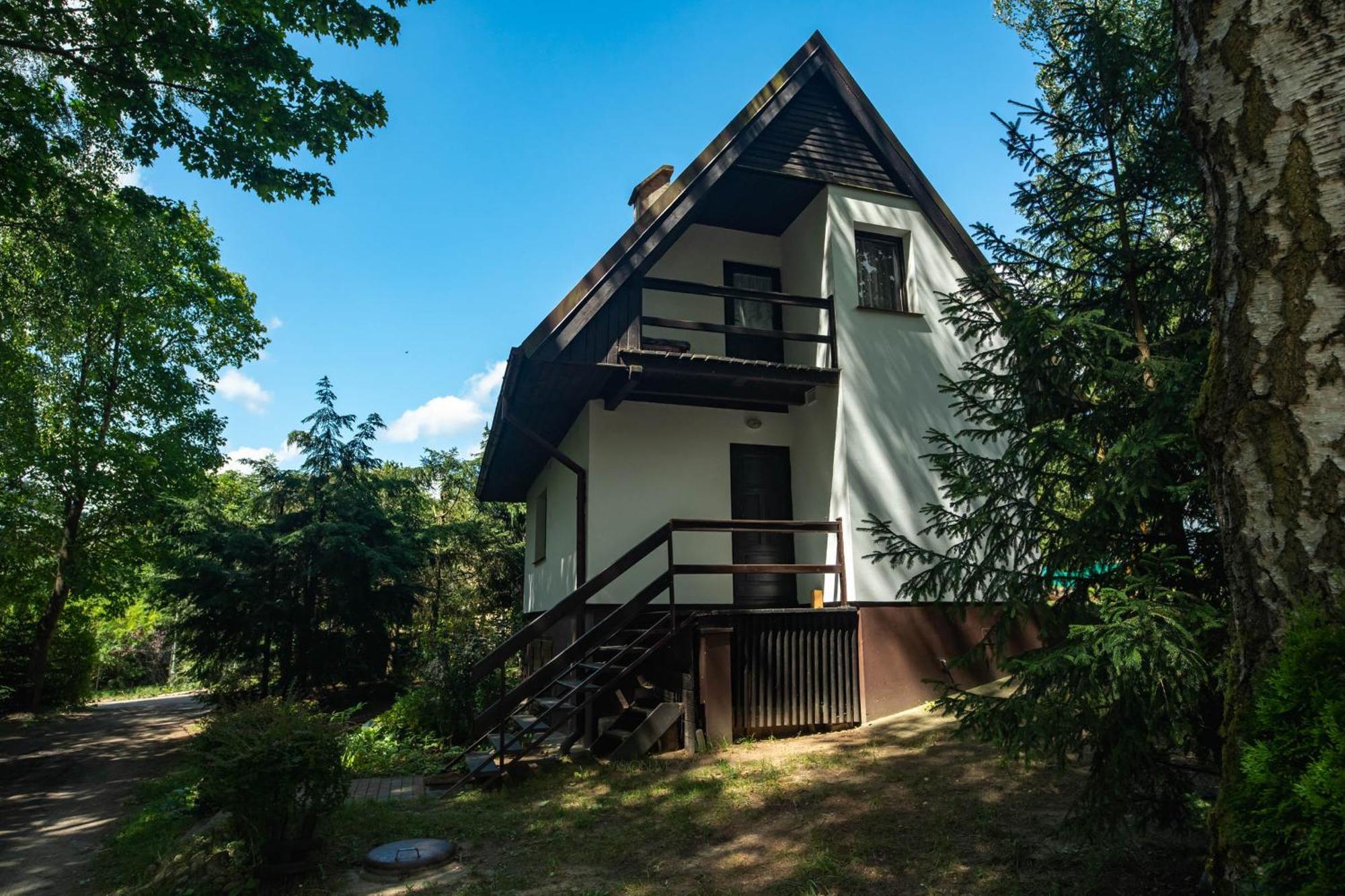 Domek Nad Jeziorem Kretowiny Bagian luar foto